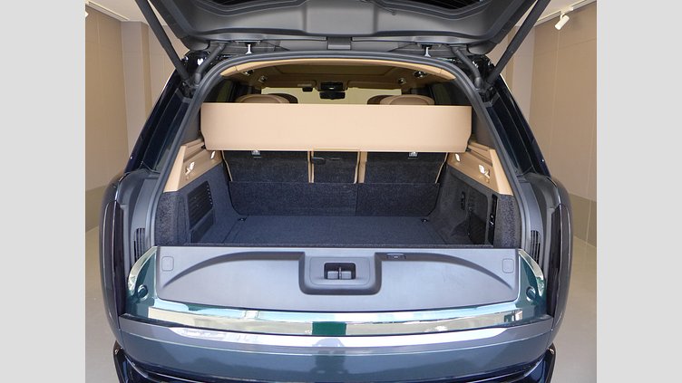 2024 認定中古車 Land Rover Range Rover ブリティッシュレーシンググリーン P550 AWD PHEV（AT） スタンダードホイールベース Autobiography