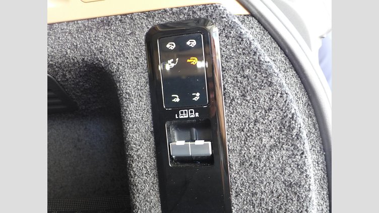 2024 認定中古車 Land Rover Range Rover ブリティッシュレーシンググリーン P550 AWD PHEV（AT） スタンダードホイールベース Autobiography