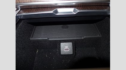 Range Rover 18
