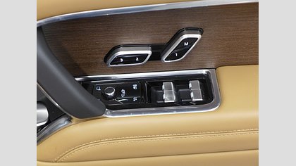 Range Rover 21