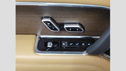 Range Rover 36
