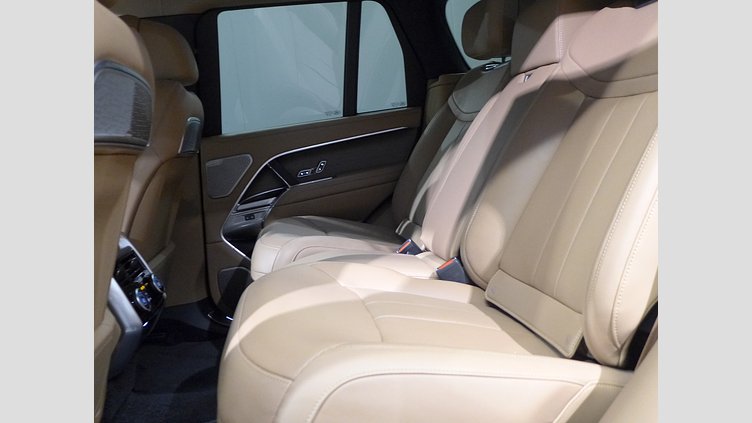 2024 認定中古車 Land Rover Range Rover バトゥミゴールド P530 AWD（AT） スタンダードホイールベース Autobiography