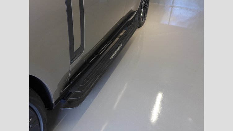 2024 認定中古車 Land Rover Range Rover バトゥミゴールド P530 AWD（AT） スタンダードホイールベース Autobiography