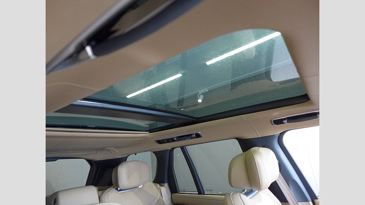 2024 認定中古車 Land Rover Range Rover バトゥミゴールド P530 AWD（AT） スタンダードホイールベース Autobiography