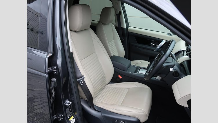 2021 認定中古車 Land Rover Discovery Sport カルパチアングレイ P200 AWD（オートマチック） 標準ホイールベース S