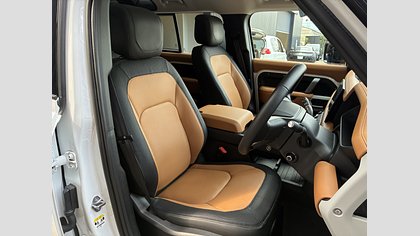 Defender 110 6