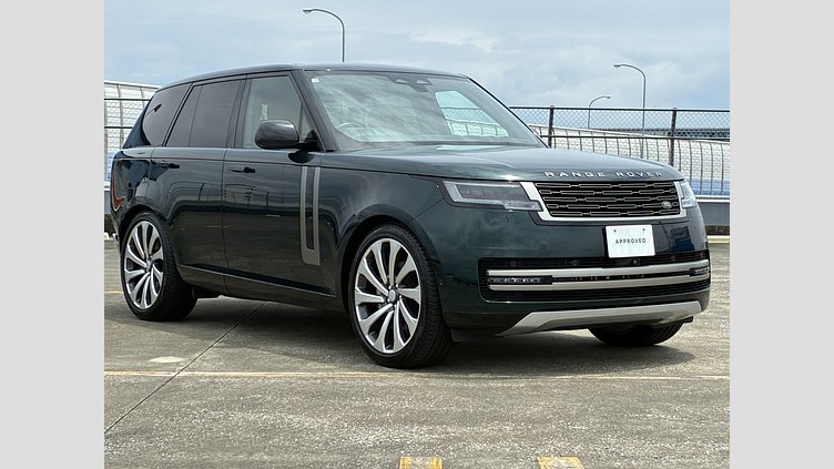 2023 認定中古車 Land Rover Range Rover ブリティッシュレーシンググリーン D300 AWD MHEV（AT） スタンダードホイールベース SE