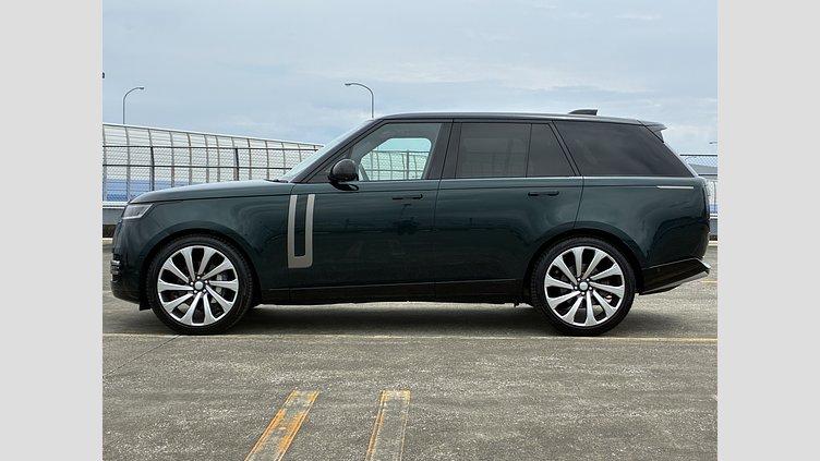 2023 認定中古車 Land Rover Range Rover ブリティッシュレーシンググリーン D300 AWD MHEV（AT） スタンダードホイールベース SE