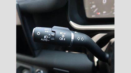 Defender 110 4
