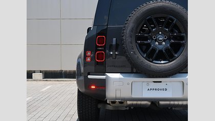 Defender 110 31