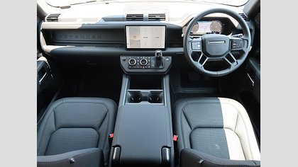 Defender 110 44