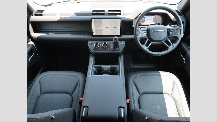 2025 認定中古車 Land Rover Defender 110 カルパチアングレイ D350 ディーゼルマイルドハイブリッド S