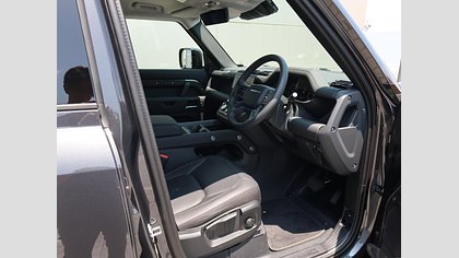Defender 110 43
