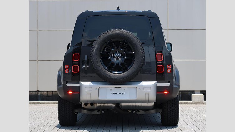 2025 認定中古車 Land Rover Defender 110 カルパチアングレイ D350 ディーゼルマイルドハイブリッド S