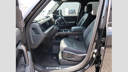 Defender 110 31