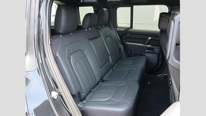 Defender 110 63