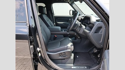 Defender 110 1
