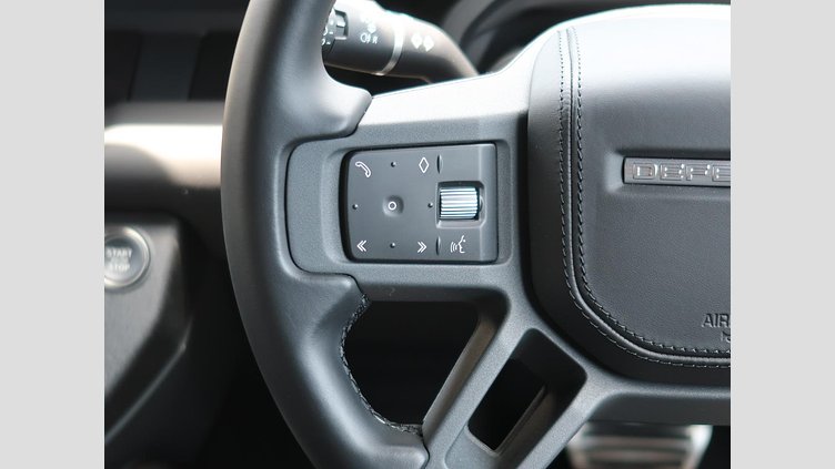2023 認定中古車 Land Rover Defender 110 サントリーニブラック D300 AWD（AT） X