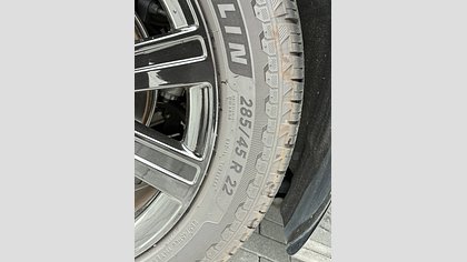 Range Rover 11