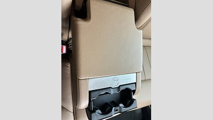 Range Rover 15