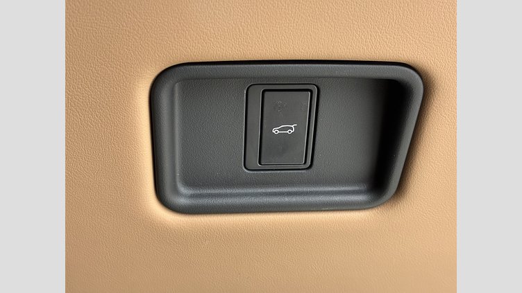 2024 認定中古車 Land Rover Range Rover サントリーニブラック D350 AWD MHEV（AT） スタンダードホイールベース HSE