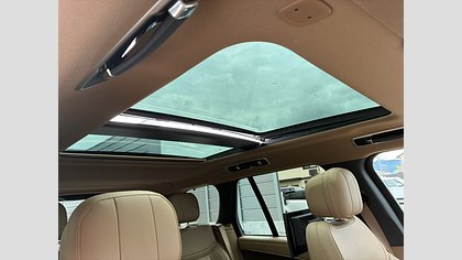 Range Rover 47