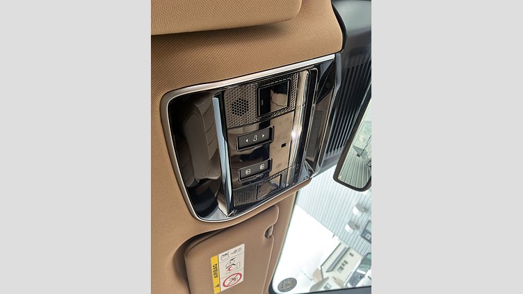 2024 認定中古車 Land Rover Range Rover サントリーニブラック D350 AWD MHEV（AT） スタンダードホイールベース HSE