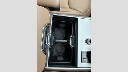 Range Rover 37