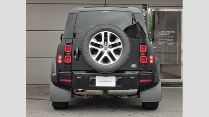 Defender 110 6