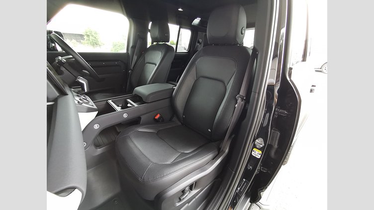 2023 認定中古車 Land Rover Defender 110 Santorini Black D300 AWD（AT） X-DYNAMIC SE