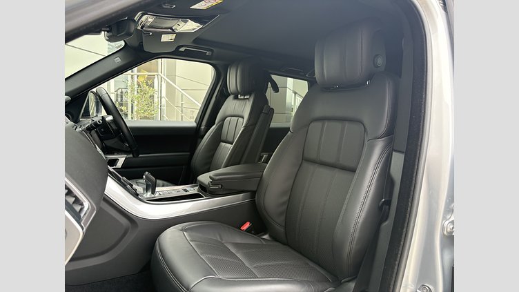 2021 認定中古車 Land Rover Range Rover Sport ハクバシルバー INGENIUM 3.0L 6気筒ディーゼル MHEV 300PS HSE