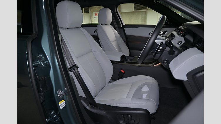 2025 認定中古車 Land Rover Range Rover Velar ジオラグリーン D200マイルドハイブリッド（ディーゼル） スタンダードホイールベース Dynamic SE