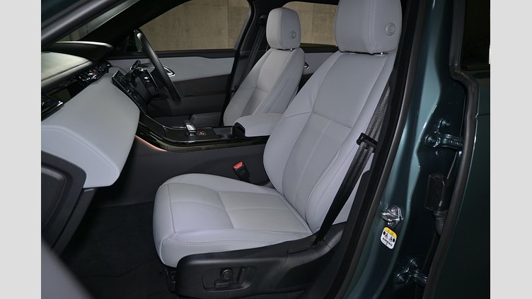 2025 認定中古車 Land Rover Range Rover Velar ジオラグリーン D200マイルドハイブリッド（ディーゼル） スタンダードホイールベース Dynamic SE