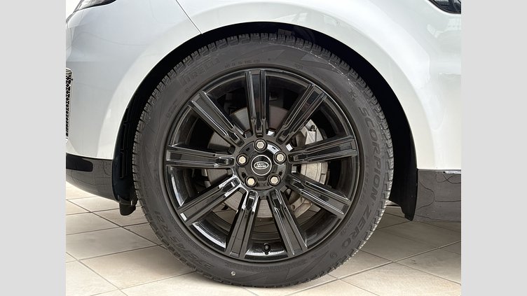 2021 認定中古車 Land Rover Range Rover Sport ハクバシルバー INGENIUM 3.0L 6気筒ディーゼル MHEV 300PS HSE