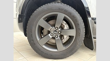 Defender 110 8