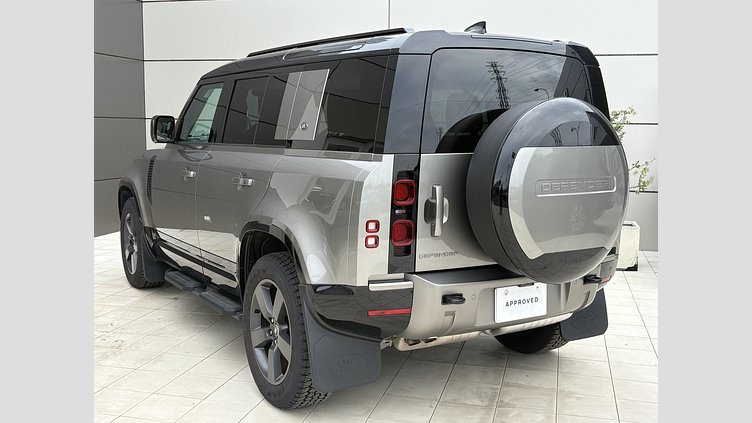 2023 認定中古車 Land Rover Defender 110 シリコンシルバー D300 AWD（AT） X-DYNAMIC HSE