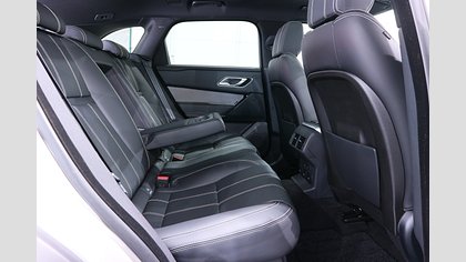 Range Rover Velar 14