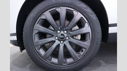 Range Rover Velar 15