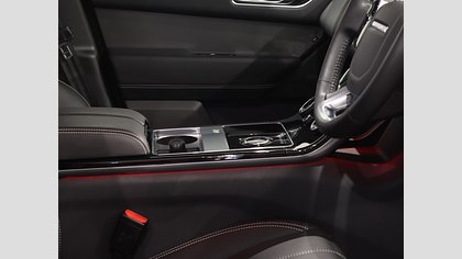 Range Rover Velar 38