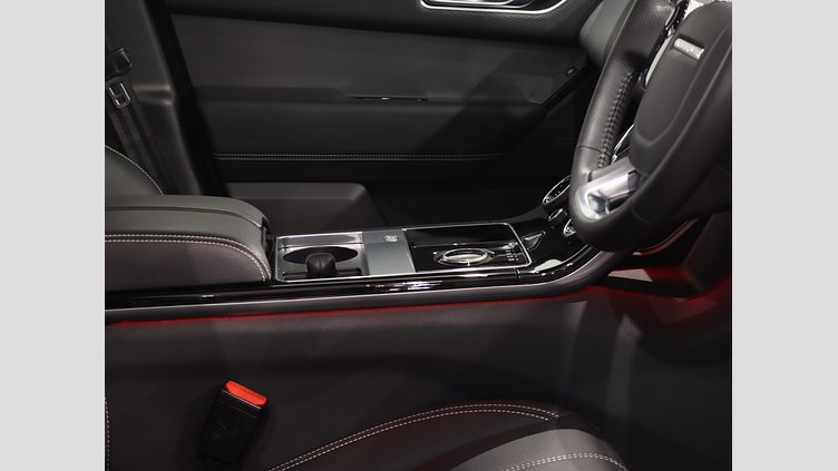 2019 認定中古車 Land Rover Range Rover Velar アルバ D180 S