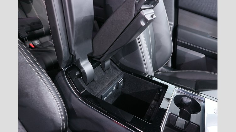 2019 認定中古車 Land Rover Range Rover Velar アルバ D180 S