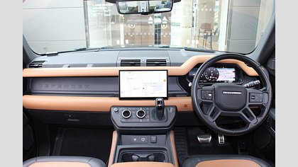 Defender 110 6