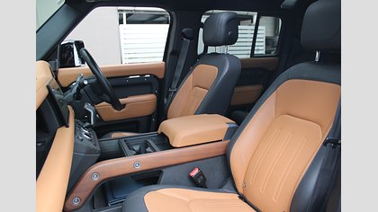 Defender 110 7
