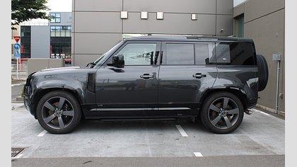 Defender 110 3