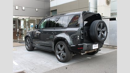 Defender 110 4
