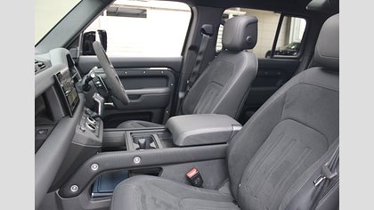 Defender 110 7