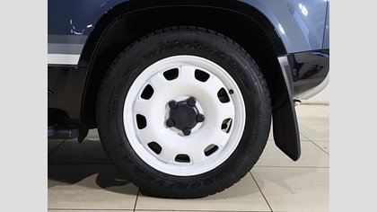 Defender 110 8