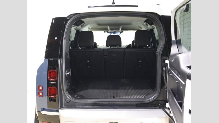 2024 認定中古車 Land Rover Defender 110 タスマンブルー D300 AWD（AT） S