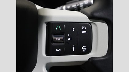 Defender 110 23