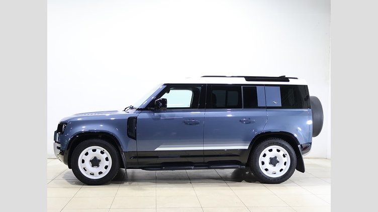 2024 認定中古車 Land Rover Defender 110 タスマンブルー D300 AWD（AT） S